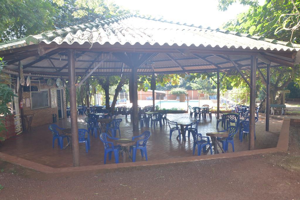 Pousada E Camping Internacional Campsite 2*